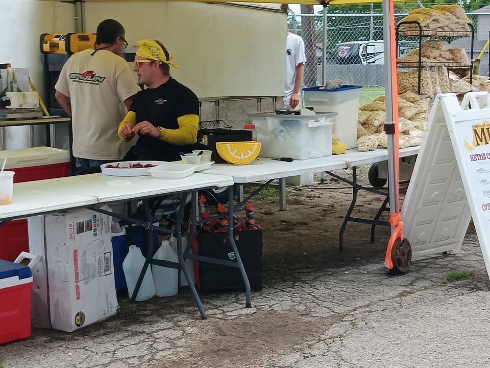 Supporters at the CloudDancer Crawfish Fly-In
